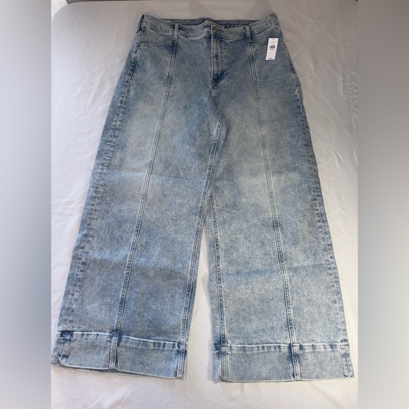 GAP Denim - GAP High Rise Stride Wide Leg Ankle Jeans Light Wash Size 33 16L NWT ☀️🍂🥶🌼